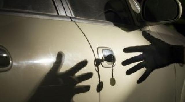 Mobil Dilarikan, Rp126 Juta Lenyap