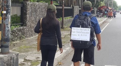 Tak Ada Uang Pulang ke Jatim, Ayah dan Anak Jalan Kaki Magelang--Jogja