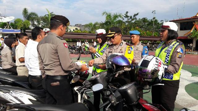 Polres Inhil Tilang Personelnya Sendiri
