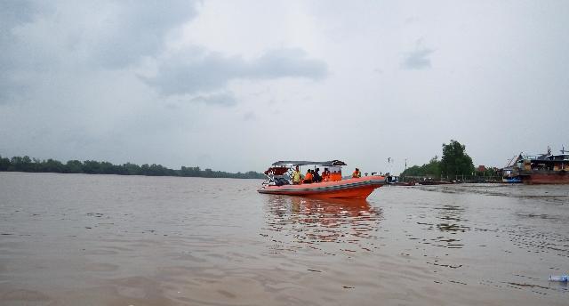 Eko Belum Ditemukan, Tim SAR Inhil Telah Telusuri Sungai Reteh