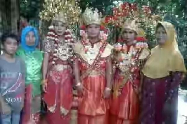 Pemuda Desa Kasmaran Ini Nikahi Dua Gadis Pujaan Sekaligus