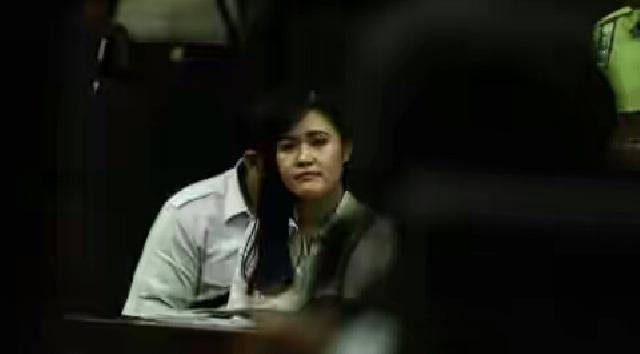 TOP 3: Wajah Tak Biasa Jessica Wongso di Sidang ke-13