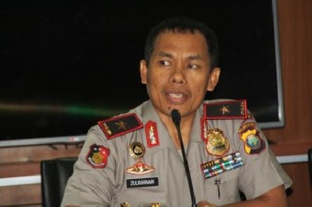 Presiden Tetap Instruksikan Kapolda Riau Dicopot