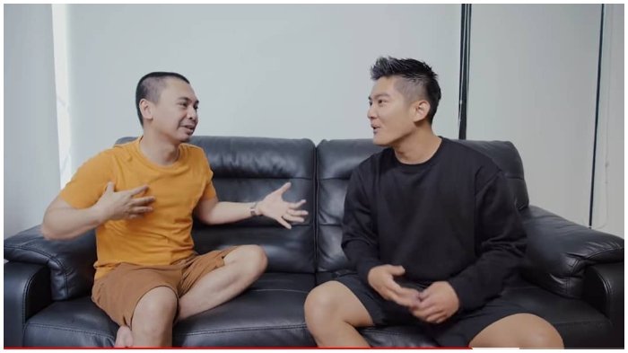 Ngobrol soal Patah Hati dengan Raditya Dika, Boy William Ungkap Sosok Cinta Pertamanya