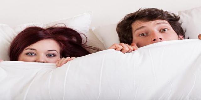 7 Masalah Ini Bisa Membuat Anda Kesakitan Saat Bercinta