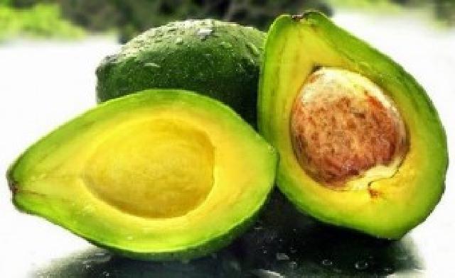 Daun dan Biji Alpukat Itu Obat Lho