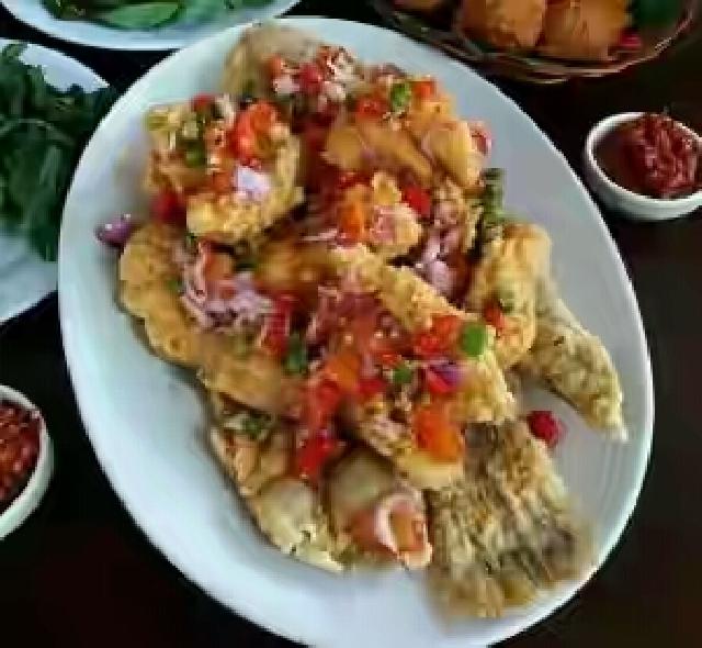 Cara Menikmati Menu Baru Gurami Ala Thailand di Koki Sunda,