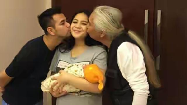 Ditanya Kabar Kisruh Rumahtangga Sang Anak, Mertua Raffi Ahmad: Saya Belum Tahu Apa-apa
