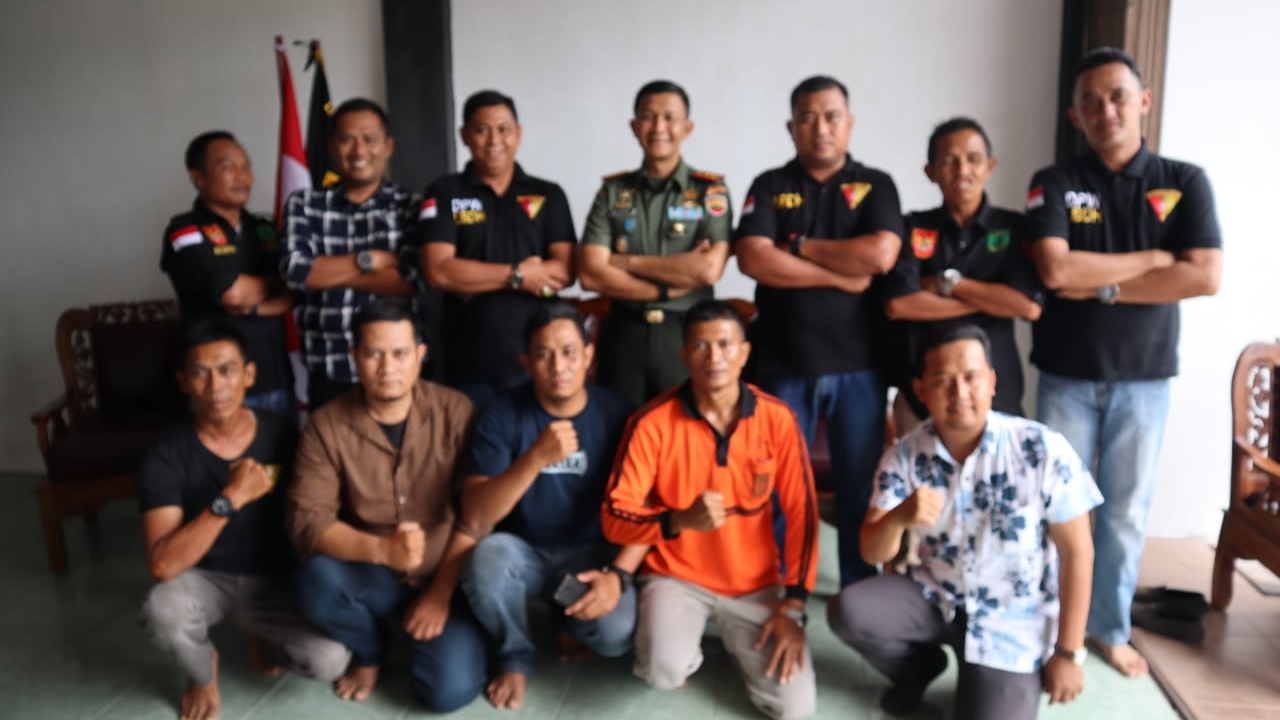 Dandim 0314/Inhil Letkol Inf Imir Faishal 'Datangi' Kantor DPC LBDH Inhil