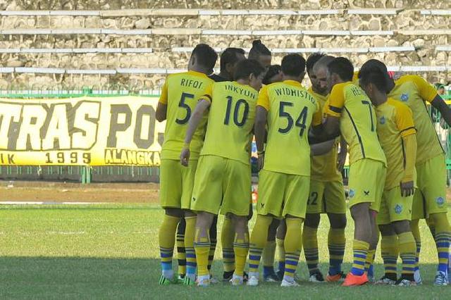Persegres Sulit Naik ke Papan Tengah,