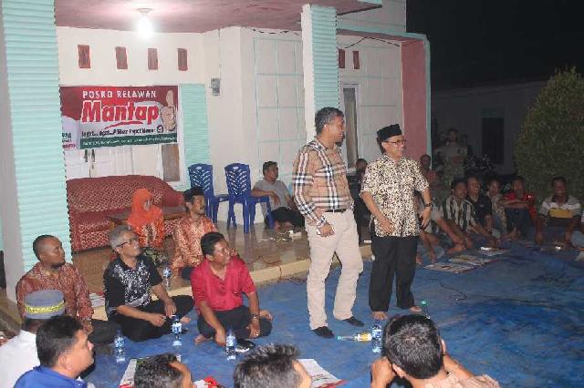 Pasangan Mantap Kampanye Dialogis Bersama Masyakakat di Lalan Bukit Pembangunan