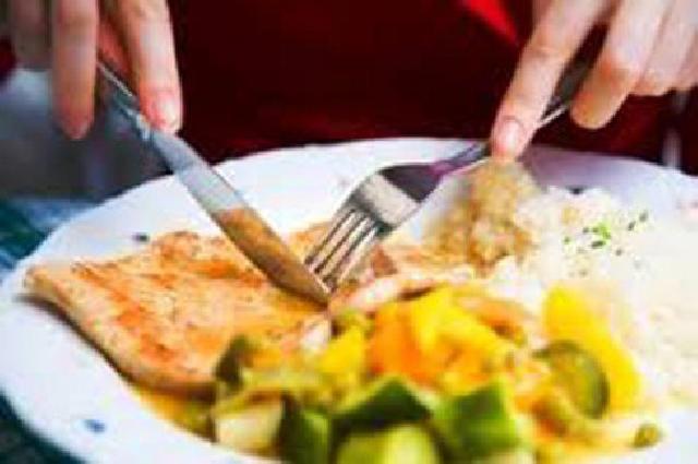 Makanlah dari Tepi Wadah, Seperti Perintah Rasulullah