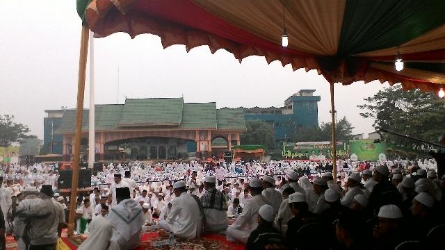 Ribuan Warga dan Pelajar Padati Puncak Gema Muharam