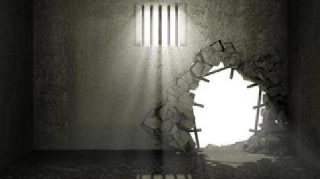 Tujuh Napi di Rutan Tapaktuan Kabur