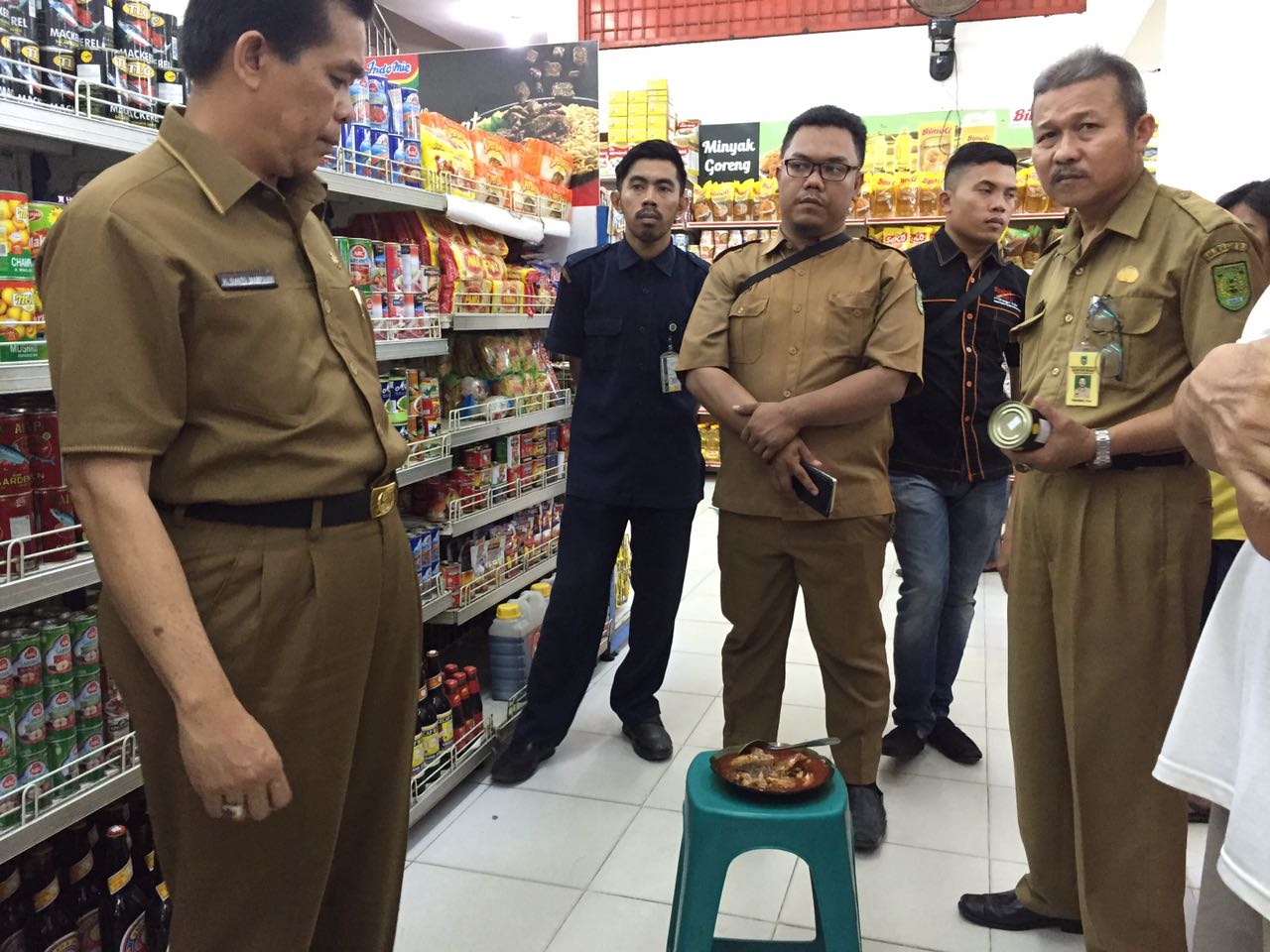 Disperindag Lakukan Ini Usai Temuan Cacing Dalam Sarden