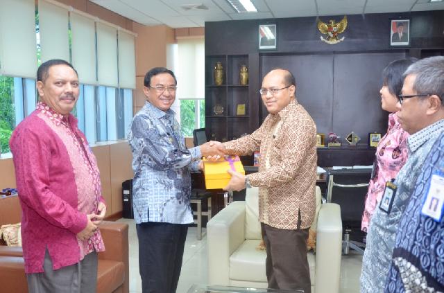 Pemkab Inhil Serahkan Laporan Keuangan Kepada BPK Perwakilan Provinsi Riau 