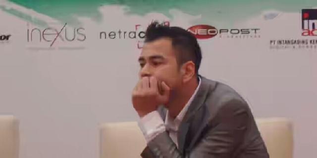 Raffi Ahmad Bantah Gosip Permusuhan Istrinya dengan Ayu Ting Ting