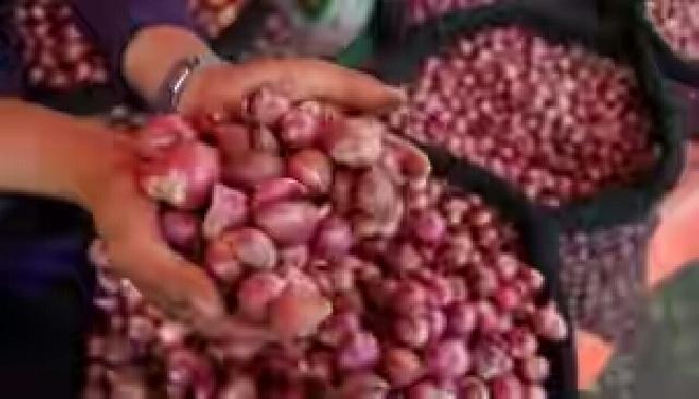 Cuaca Buruk, Harga Bawang Merah Tembus Rp 40 Ribu Per Kilogram