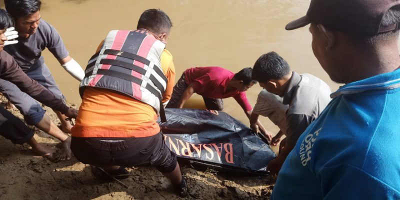 Hilang Sejak Sabtu, Kakek yang Terpeleset ke Sungai Saat Hendak Buang Air Akhirnya Ditemukan