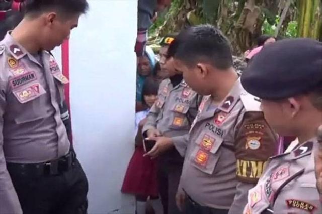 Penemuan Mayat Bayi Dalam Tas