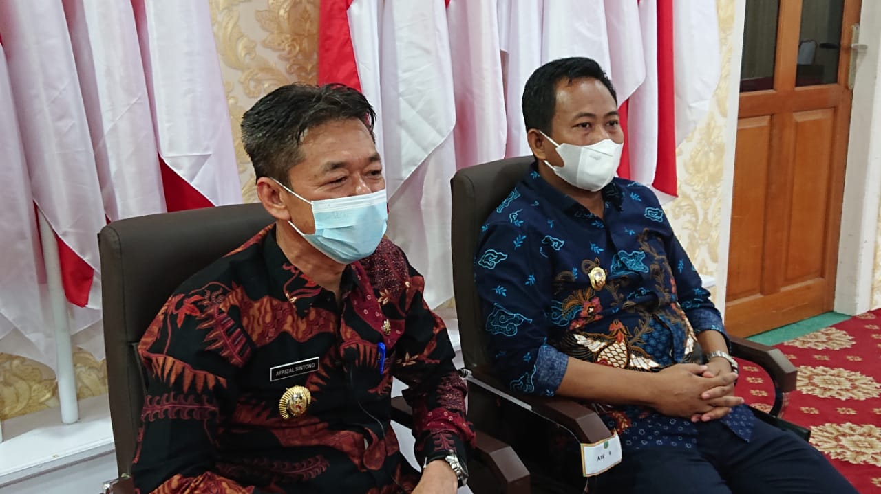 Bupati dan Wabup Rohil Ikuti Pembekalan Kepemimpinan