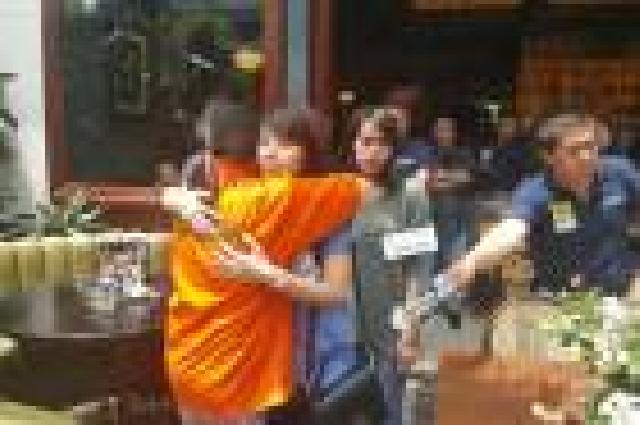 Cicipi Kopi Mirna, Ini Penjelasan Kenapa Hani Tidak Ikut Tewas