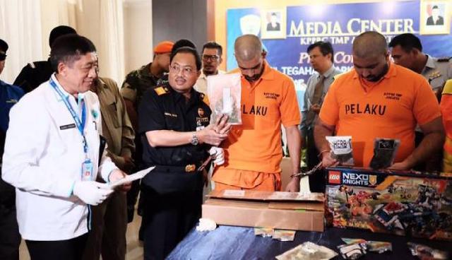 Bea Cukai Halim Bekuk Pelajar Penyelundup Ganja dalam Lego