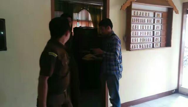 Bupati Inhil dan Kejari Rapat Bahas Hutang PDAM Secara Tertutup