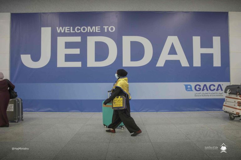 Arab Saudi Terima Jemaah Umroh Pertama Sejak Pandemi