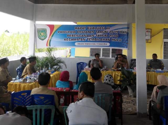 Rapat Evaluasi ke III, Camat Tembilahan Hulu Kecewa Pendamping Desa Tidak Hadir