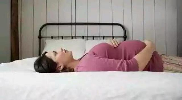 Wanita Ini Dihamili Anak Kandungnya Yang Berumur 15 Tahun