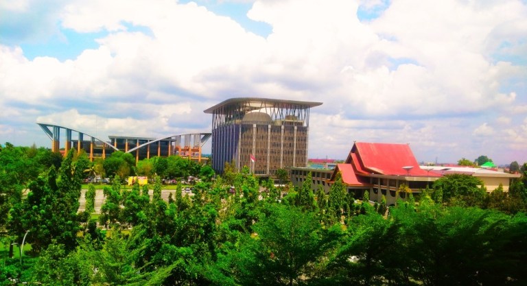 Pejabat Yang Masuk Masa Pensiun Selamat Dari Rotasi