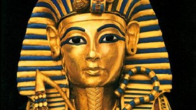 Isteri Raja Fir’aun Itu Punya 100 Azimat