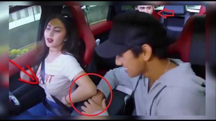 Inilah Foto Ariel Tatum Yang di Posting Pacarannya