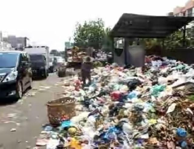 Pengelolaan Sampah di Pekanbaru Masih Primitif