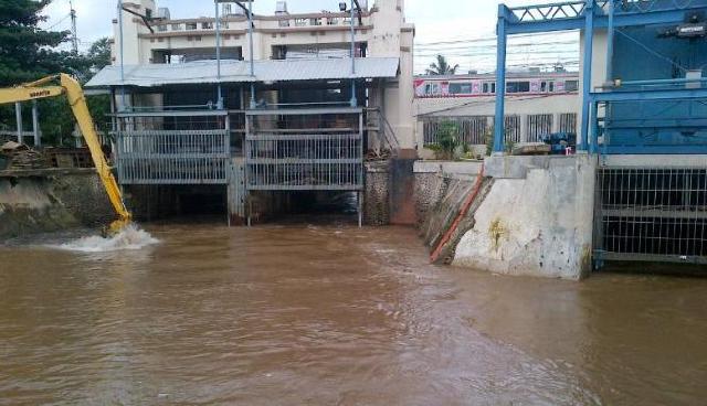 Hujan Deras Semalaman, Ini Kondisi Pintu Air di Jakarta