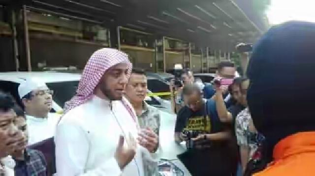 Ketika Syekh Ali Jaber Datangi Para Pencuri Mobilnya