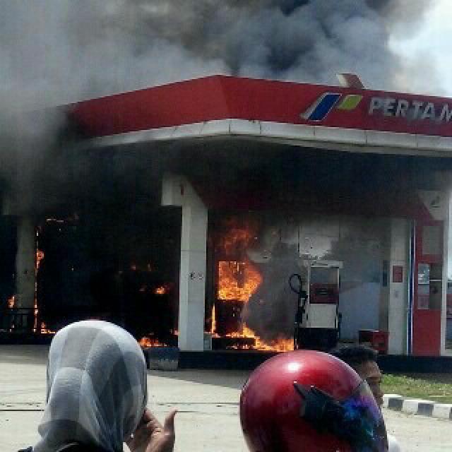Ini Kronologi Kebakaran Pom Bensin Parit 4 Tembilahan