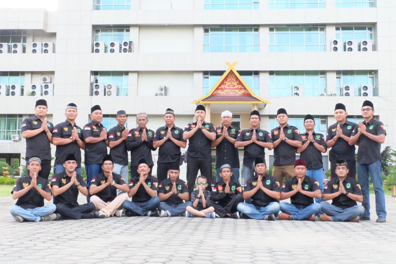 Laskar Banjar Dalas Hangit Ikut Ramaikan Pawai