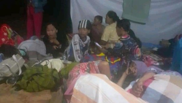 Konflik Lahan di Kampar, Ibu-ibu Nekat Nginap di Kebun: Pak Jokowi Tolong