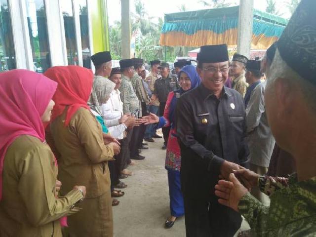 Bupati Inhil Resmikan Surau Al – Hidayah Di Kecamatan Keritang