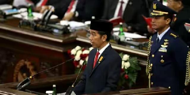 Jokowi: Kita Harusnya Hargai Orang Berprestasi, Bukan Gaduh Terus