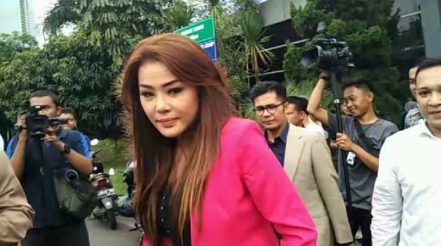 Artis Ini Dituduh Bekerja di Panti Pijat Plus-plus, Ditangkap Karena Narkoba