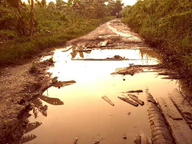 Parah, Begini Kondisi Jalan Penghubung di Inhil, Riau