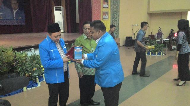 Ketua DPD KNPI Riau 'Ancam' Anggota KNPI Inhil yang Notabane Wakil Rakyat