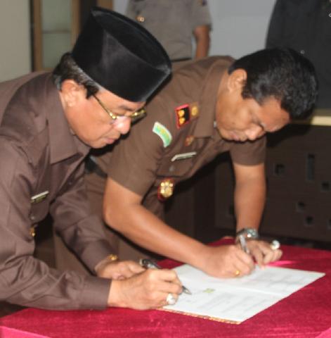 Lakukan Penandatanganan Kesepakatan, Bupati Inhil  Pinta ASN Tidak Ragu-ragu