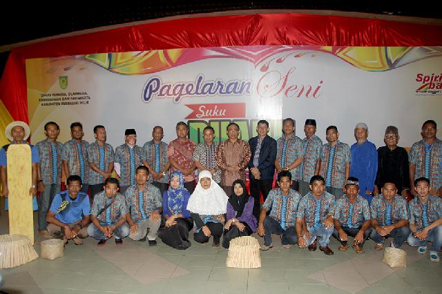 Bupati Kukuhkan Pengurus Ikatan Keluarga Duanu Riau