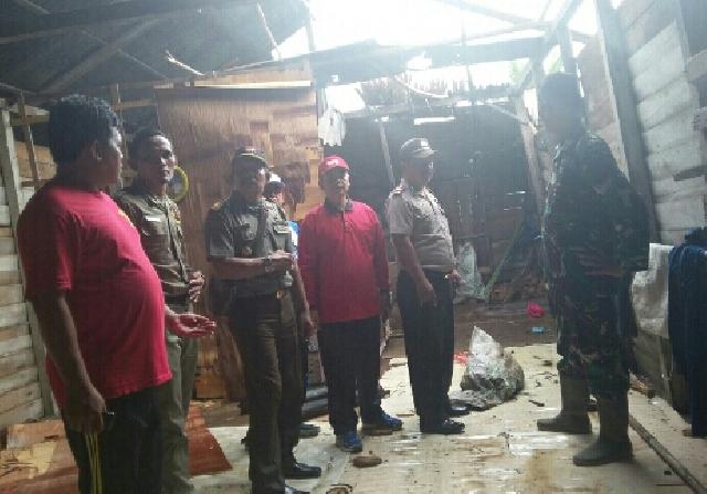 Puting Beliung Hantam Rumah Warga Inhil