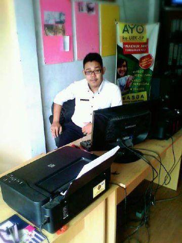 Anda Butuh Dana, Silahkan Datang ke UEK-SP Makmur Jaya Tembilahan.