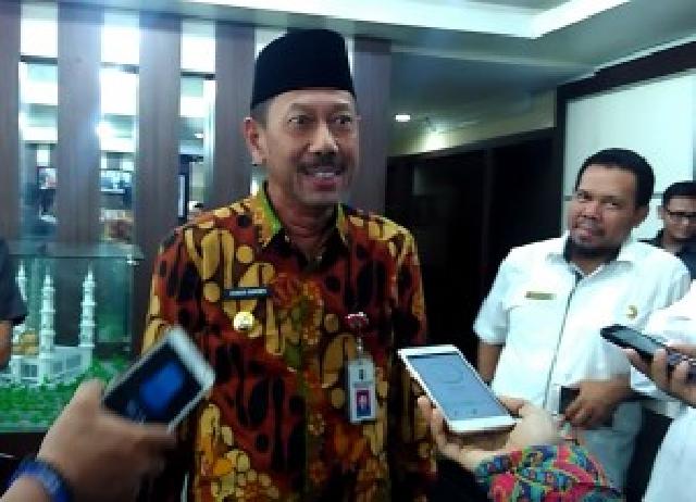 Ditanya Berambisi Jadi Gubernur Riau, Edwar Sanger Tergelak
